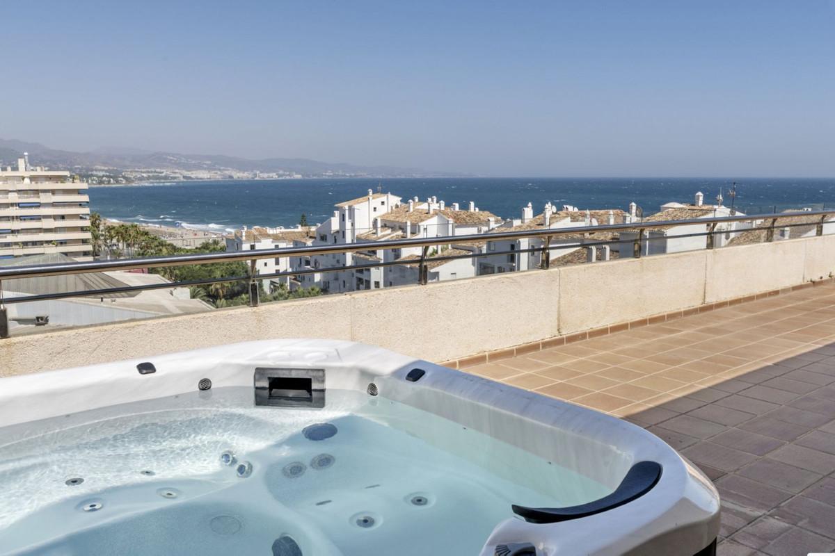 Apartment Penthouse in Puerto Ban&uacute;s