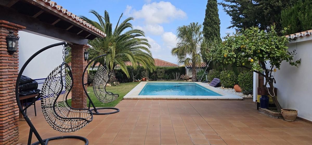 Villa Detached in Alhaur&iacute;n de la Torre