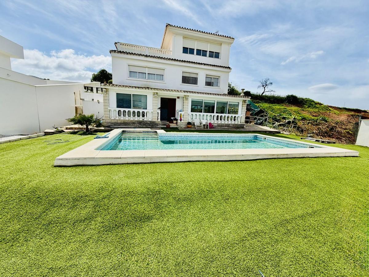 Villa Detached in Alhaur&iacute;n de la Torre