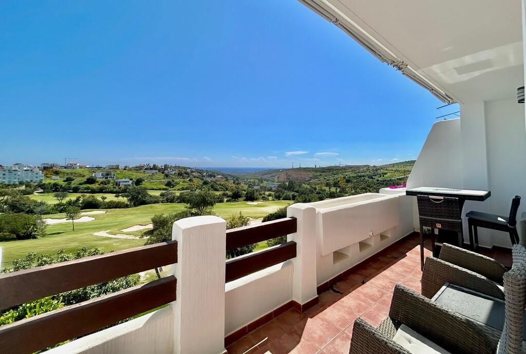 Apartment Middle Floor in Estepona