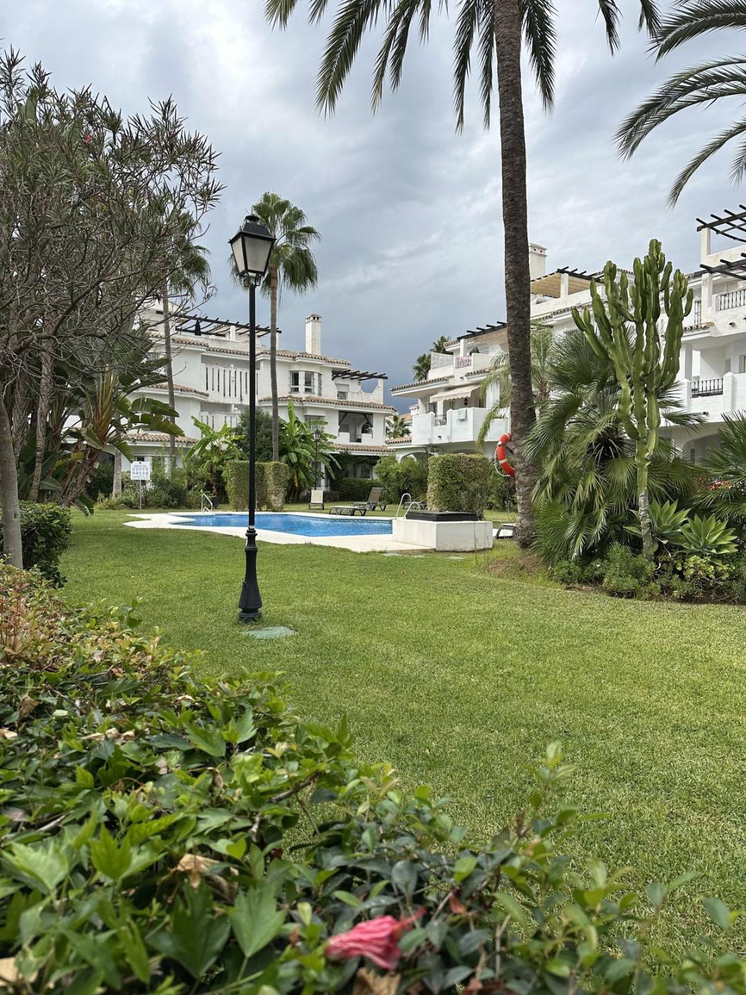 Apartment Middle Floor in Puerto Ban&uacute;s