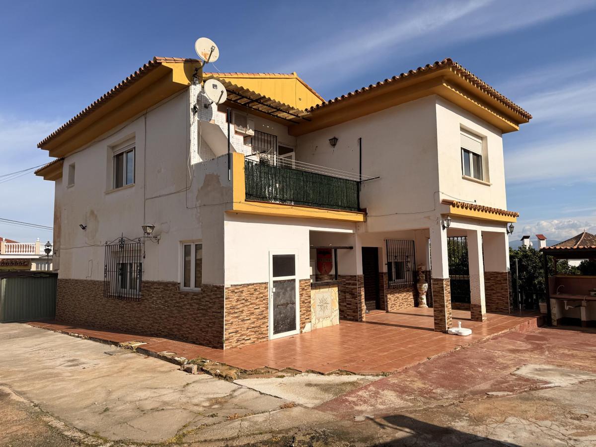 Villa Detached in Alhaur&iacute;n de la Torre