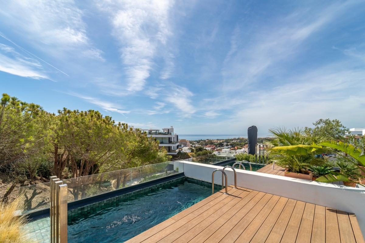 Apartment Penthouse Duplex in Marbella
