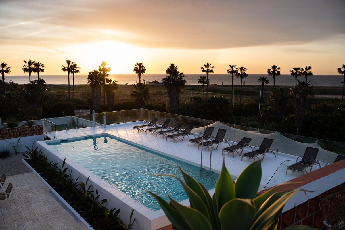 Commercial Hotel in Sotogrande