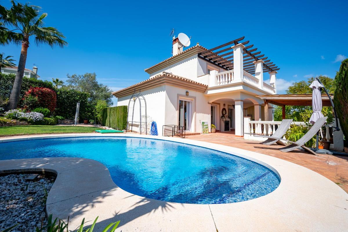 Villa Detached in Co&iacute;n