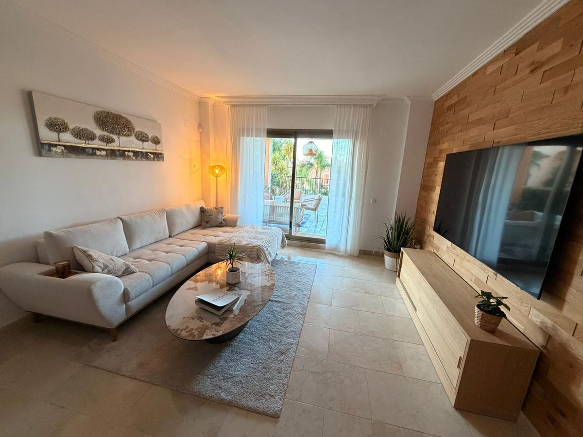 Apartment Ground Floor in El Paraiso