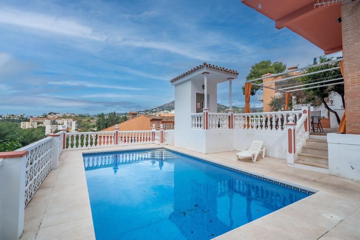 Villa Detached in El Candado