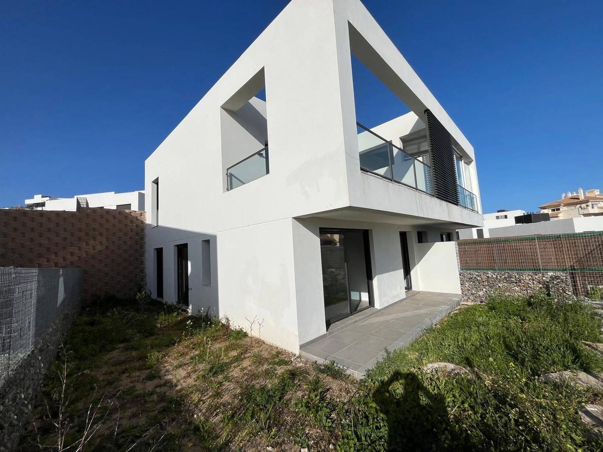 Villa Semi Detached in Riviera del Sol