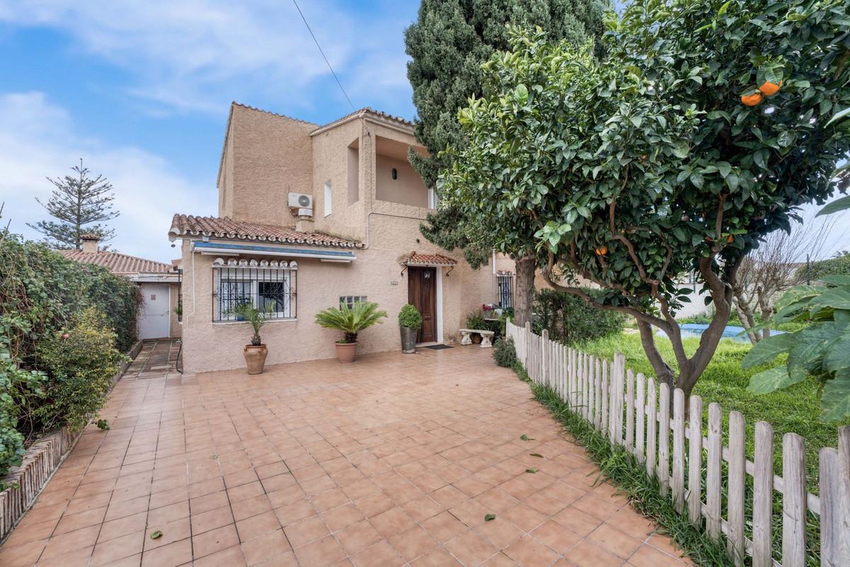 Villa Detached in M&aacute;laga
