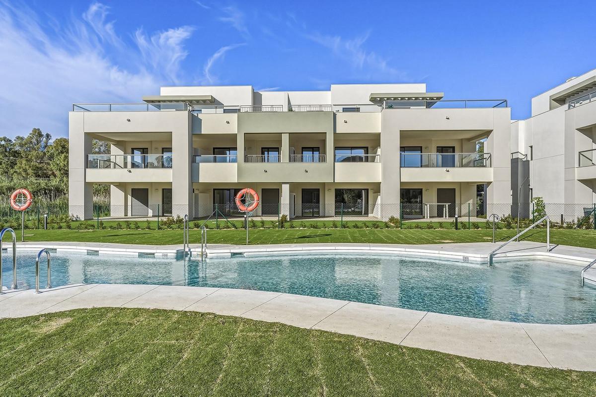Apartment Middle Floor in Casares Playa