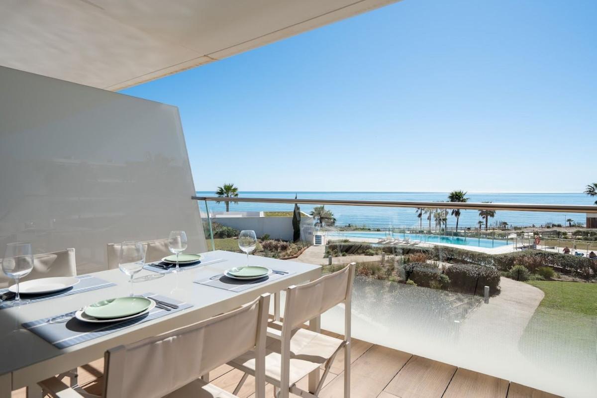 Apartment Middle Floor in Estepona