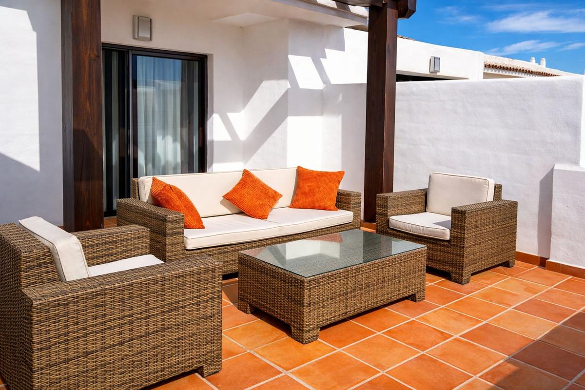 Apartment Middle Floor in Casares Playa