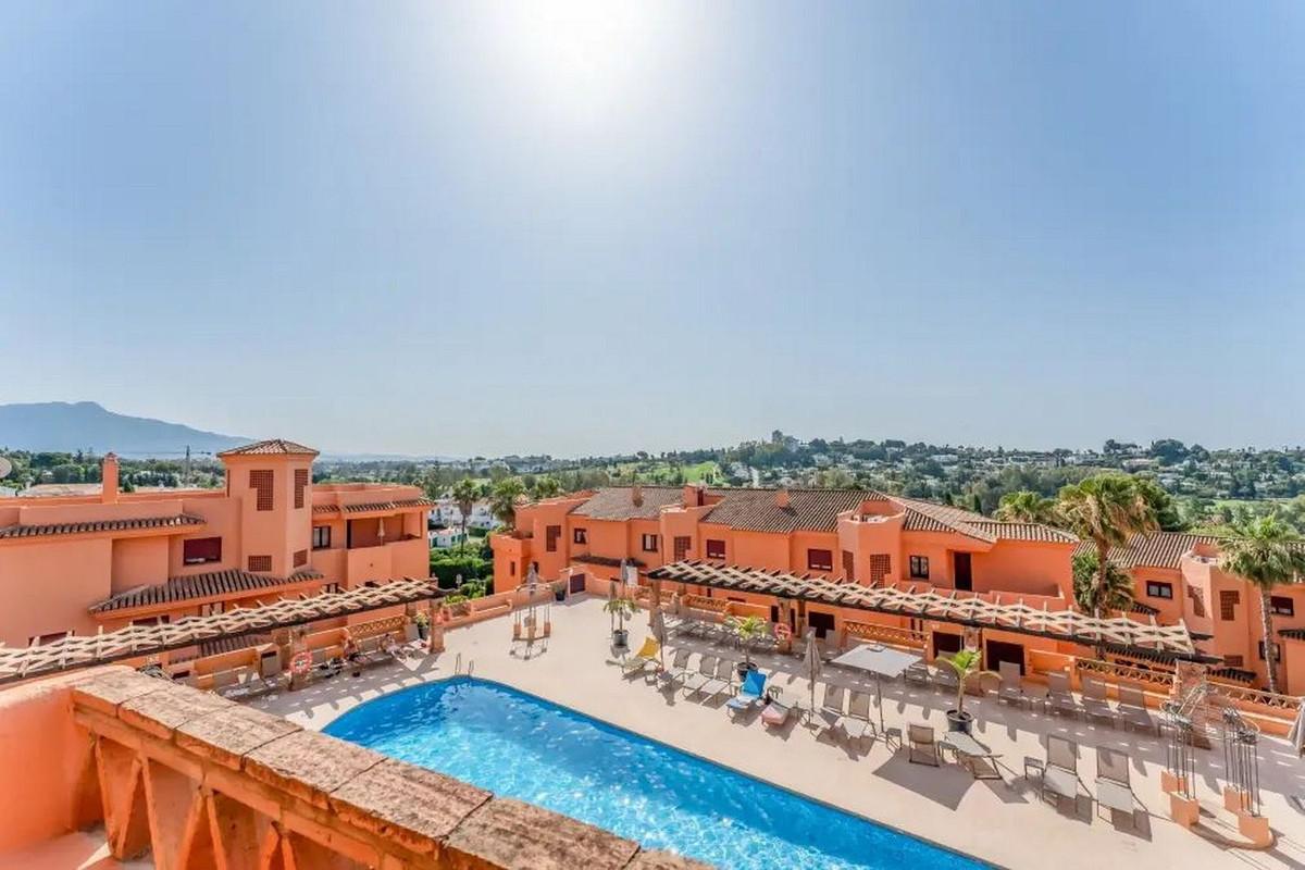 Apartment Ground Floor in El Paraiso