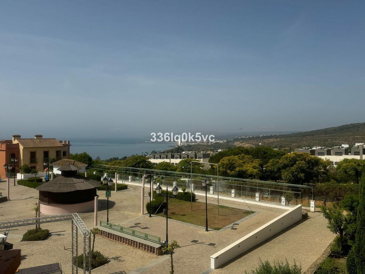 Apartment Middle Floor in Manilva