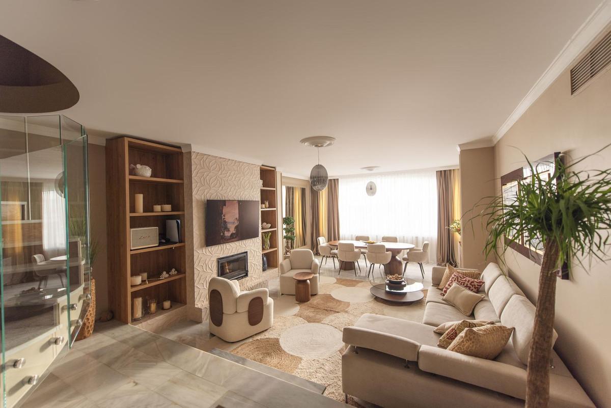 Townhouse Terraced in Nueva Andaluc&iacute;a