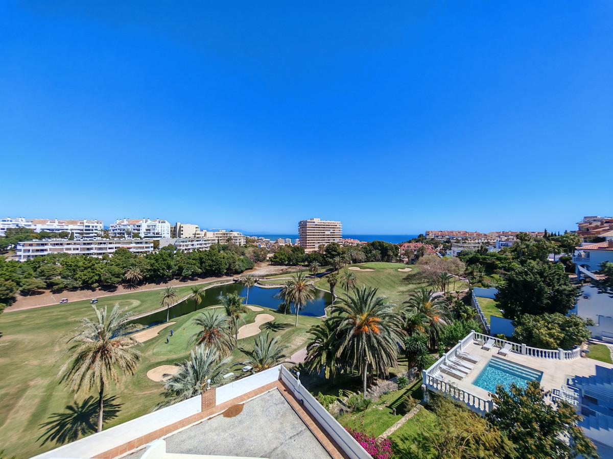 Villa Semi Detached in Benalmadena