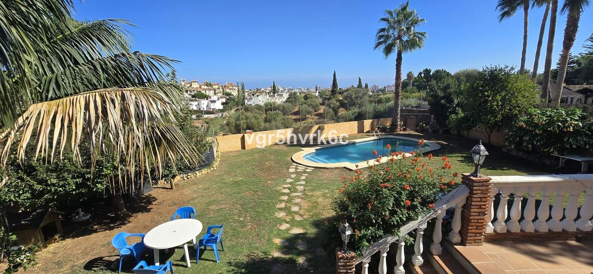 Villa Detached in Sierrezuela