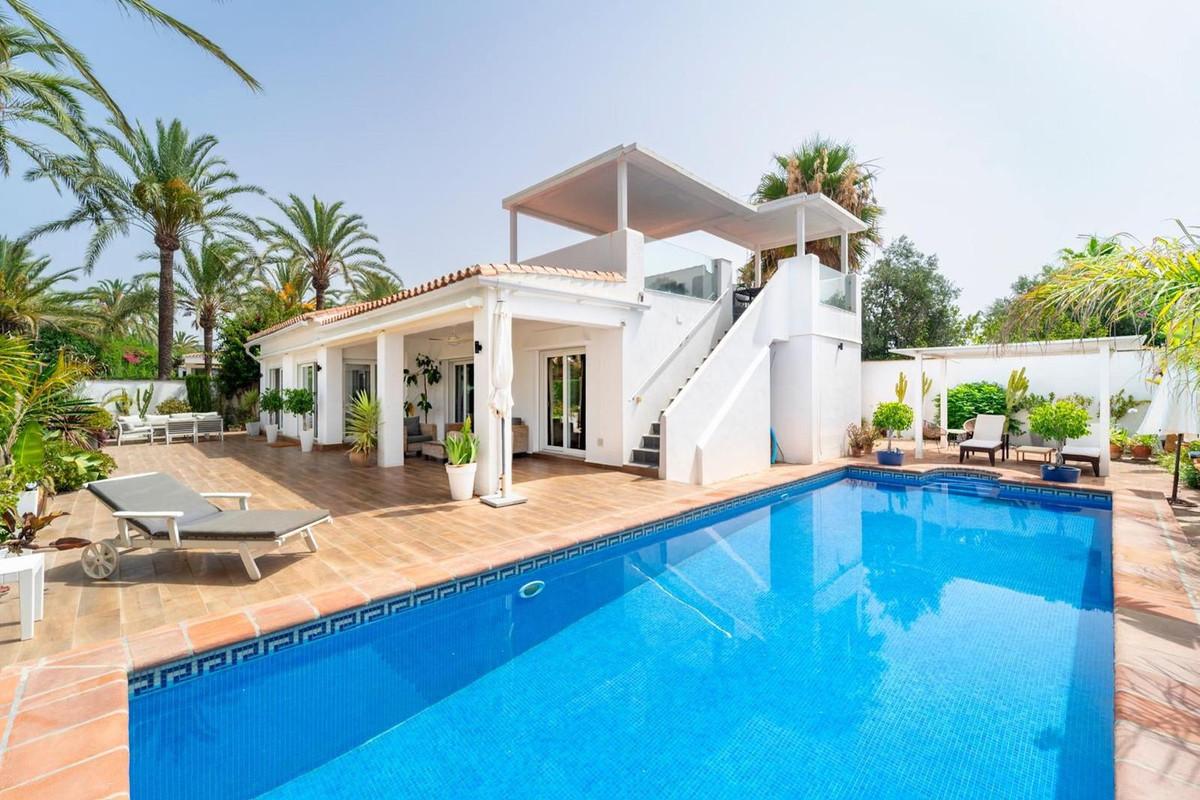 Villa Detached in Marbesa