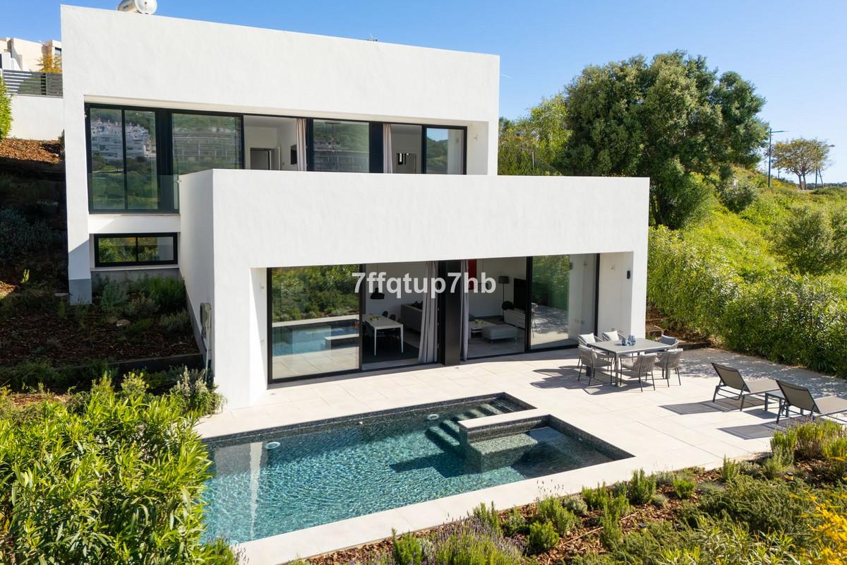 Villa Detached in Estepona