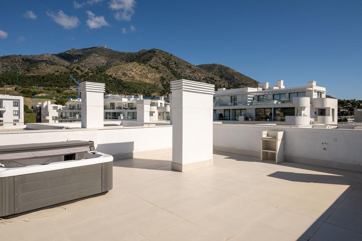 Apartment Penthouse in Fuengirola