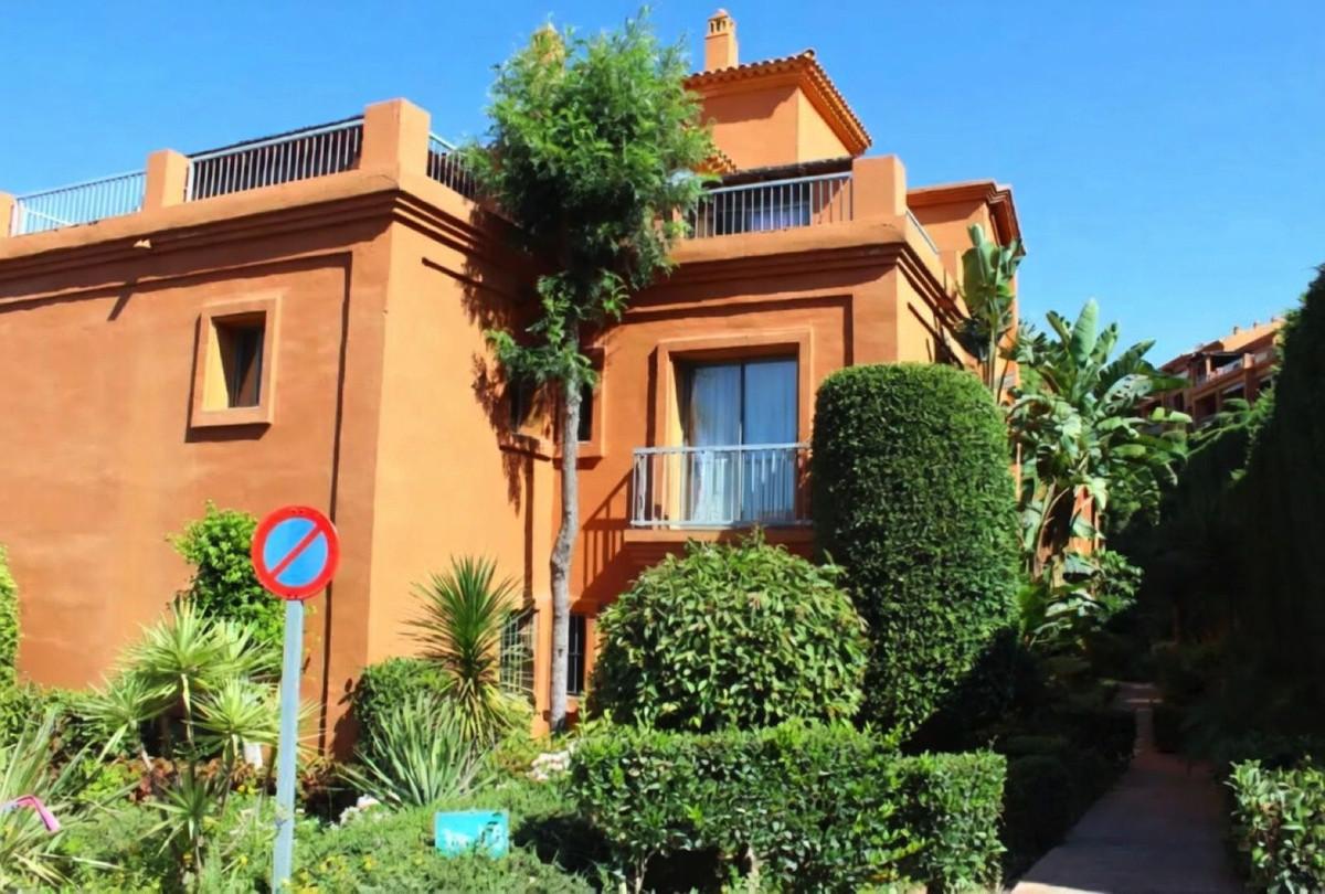 Apartment Middle Floor in Atalaya