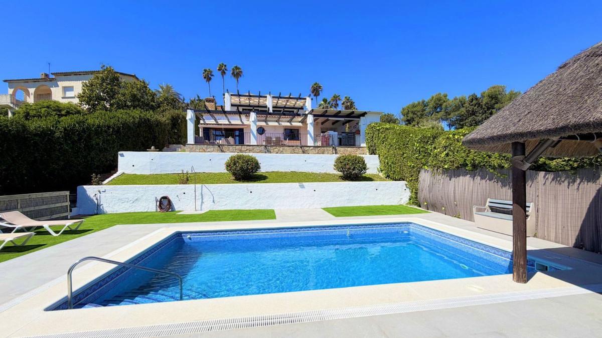 Villa Detached in Estepona