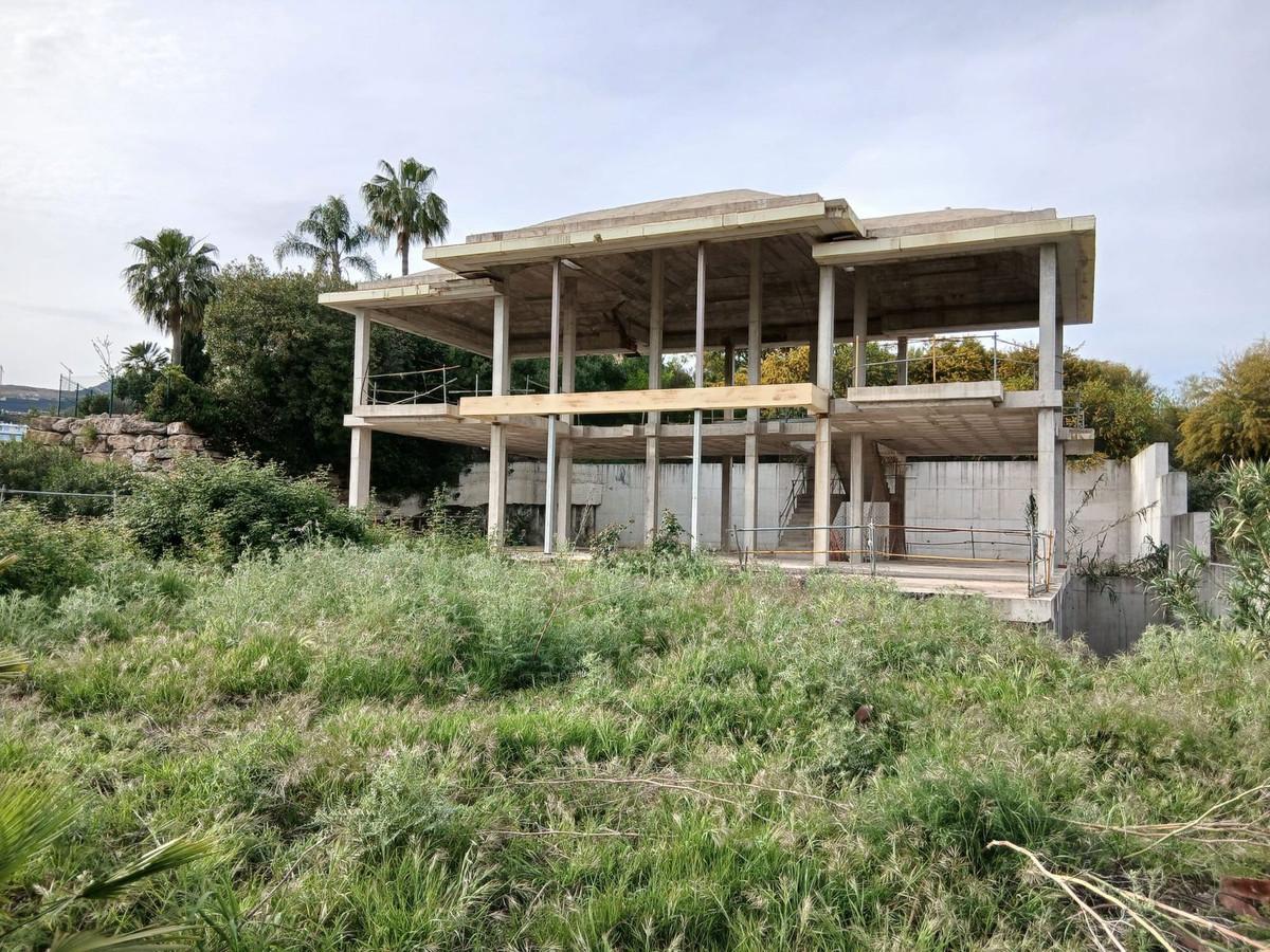 Plot Residential in Benahav&iacute;s