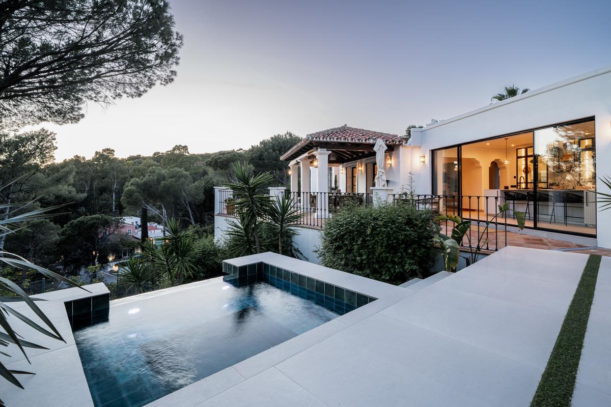 Villa Detached in El Madro&ntilde;al