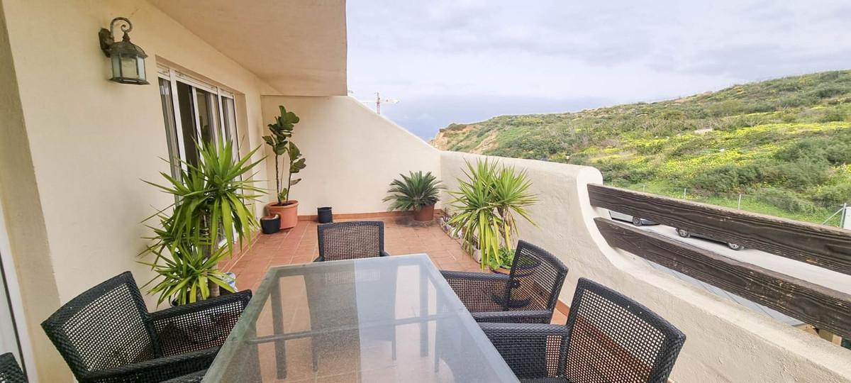 Apartment Middle Floor in La Duquesa