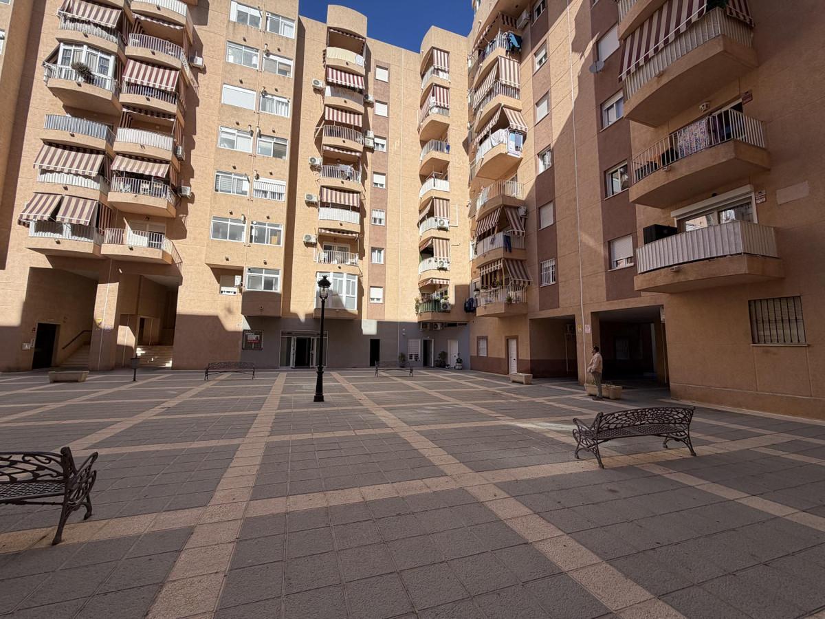 Commercial Commercial Premises in Estepona