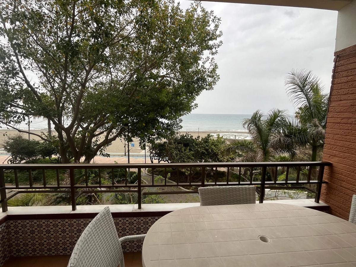 Apartment Middle Floor in Estepona