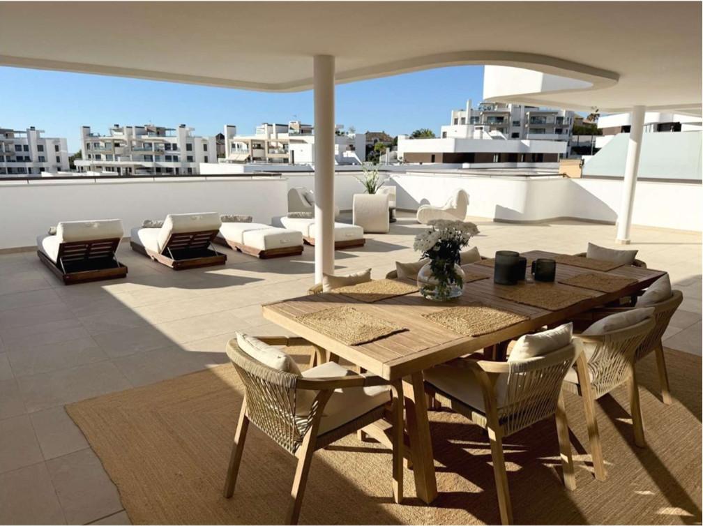 Apartment Middle Floor in Estepona