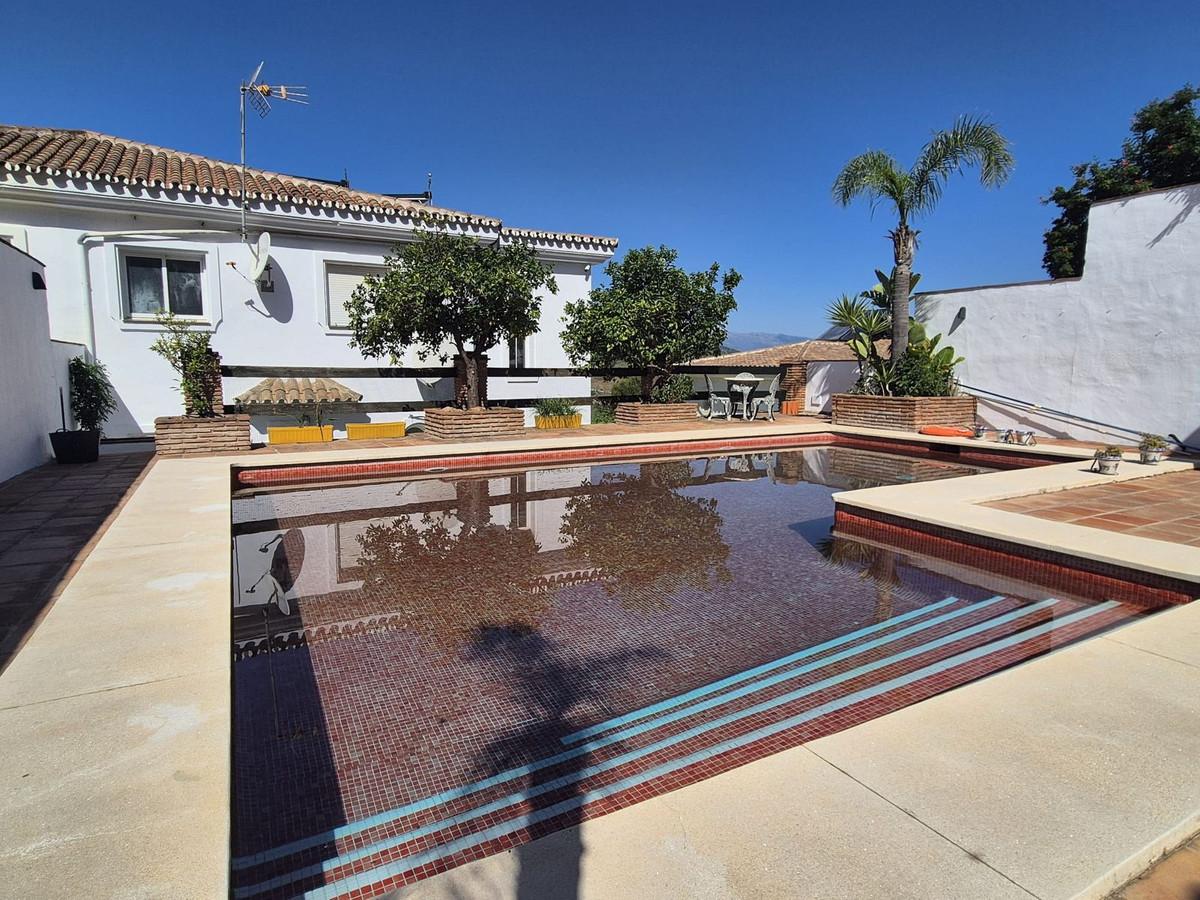 Villa Semi Detached in Alhaurin Golf