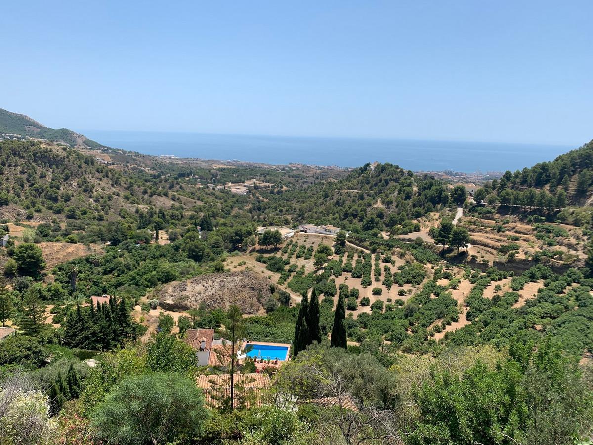 Plot Residential in Mijas