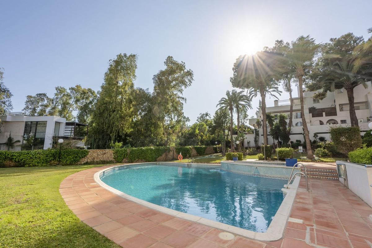 Apartment Penthouse in Atalaya