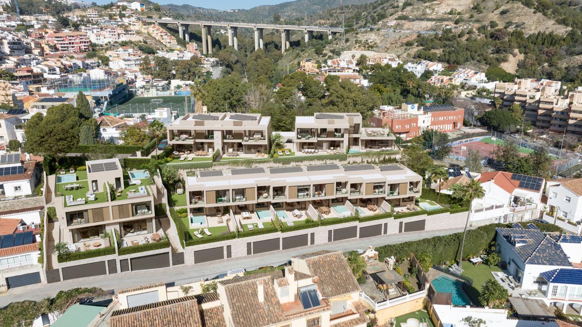 Villa Terraced in M&aacute;laga Este