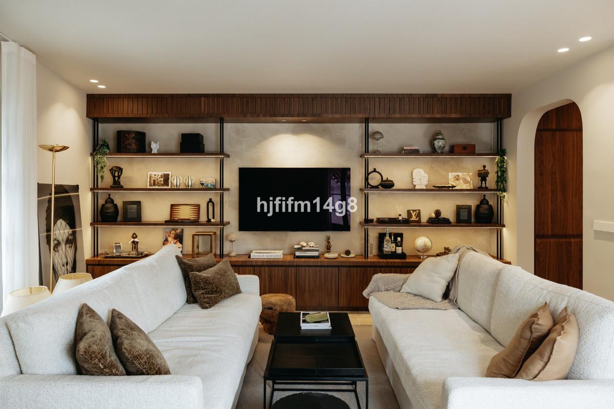 Townhouse Terraced in The Golden Mile