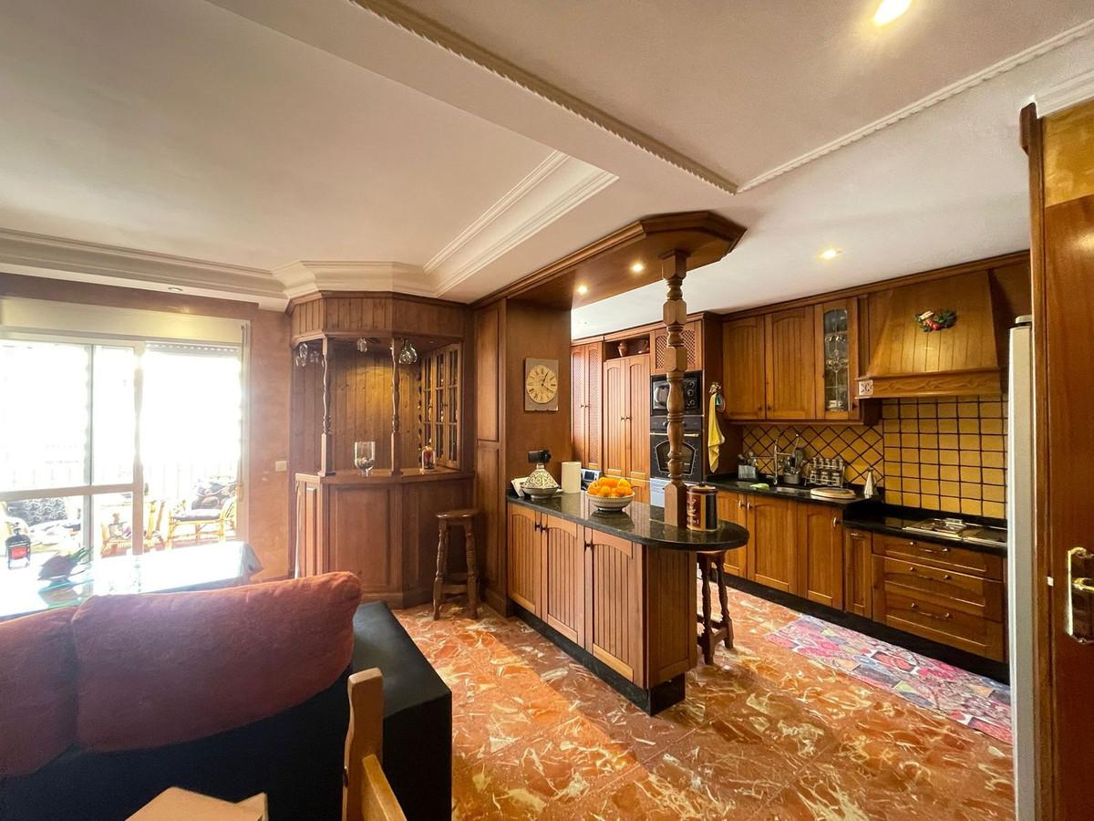 Apartment Penthouse in Estepona