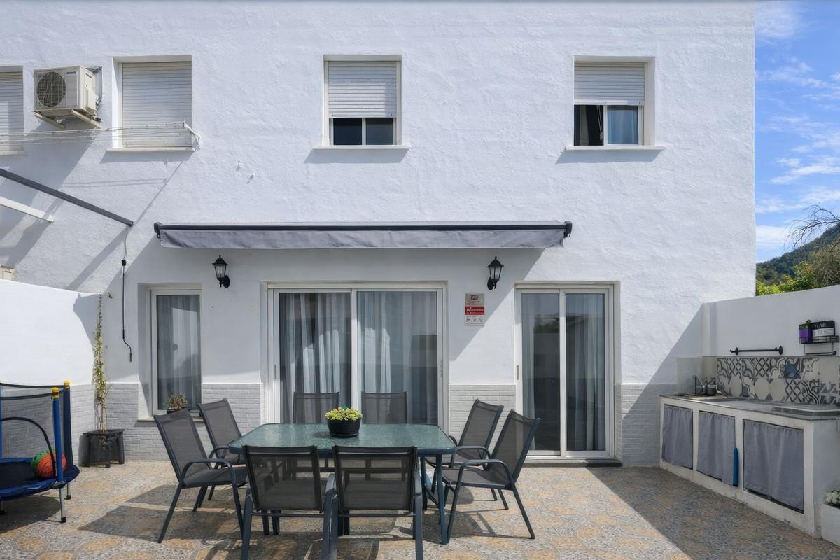 Apartment Middle Floor in Alhaur&iacute;n el Grande