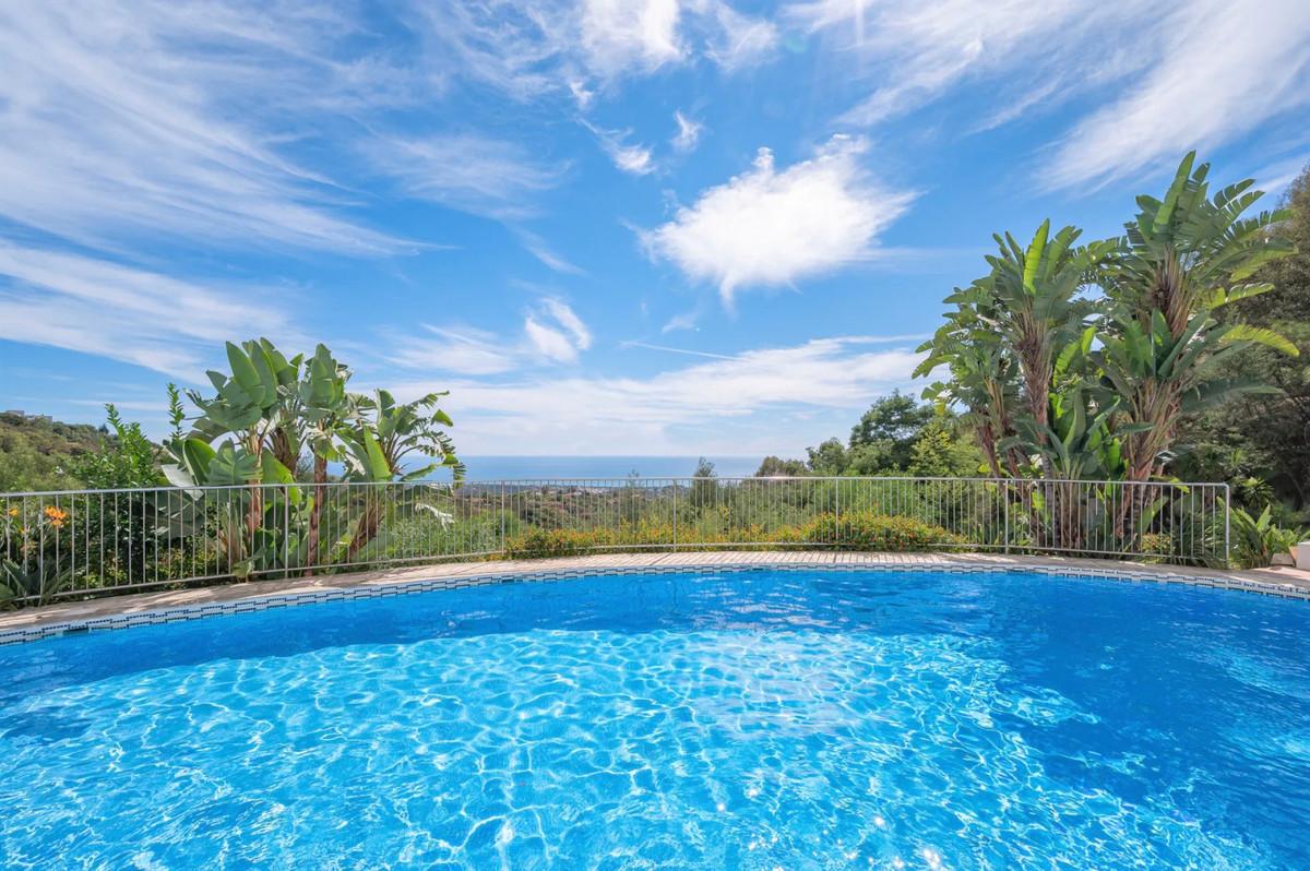 Apartment Middle Floor in La Mairena