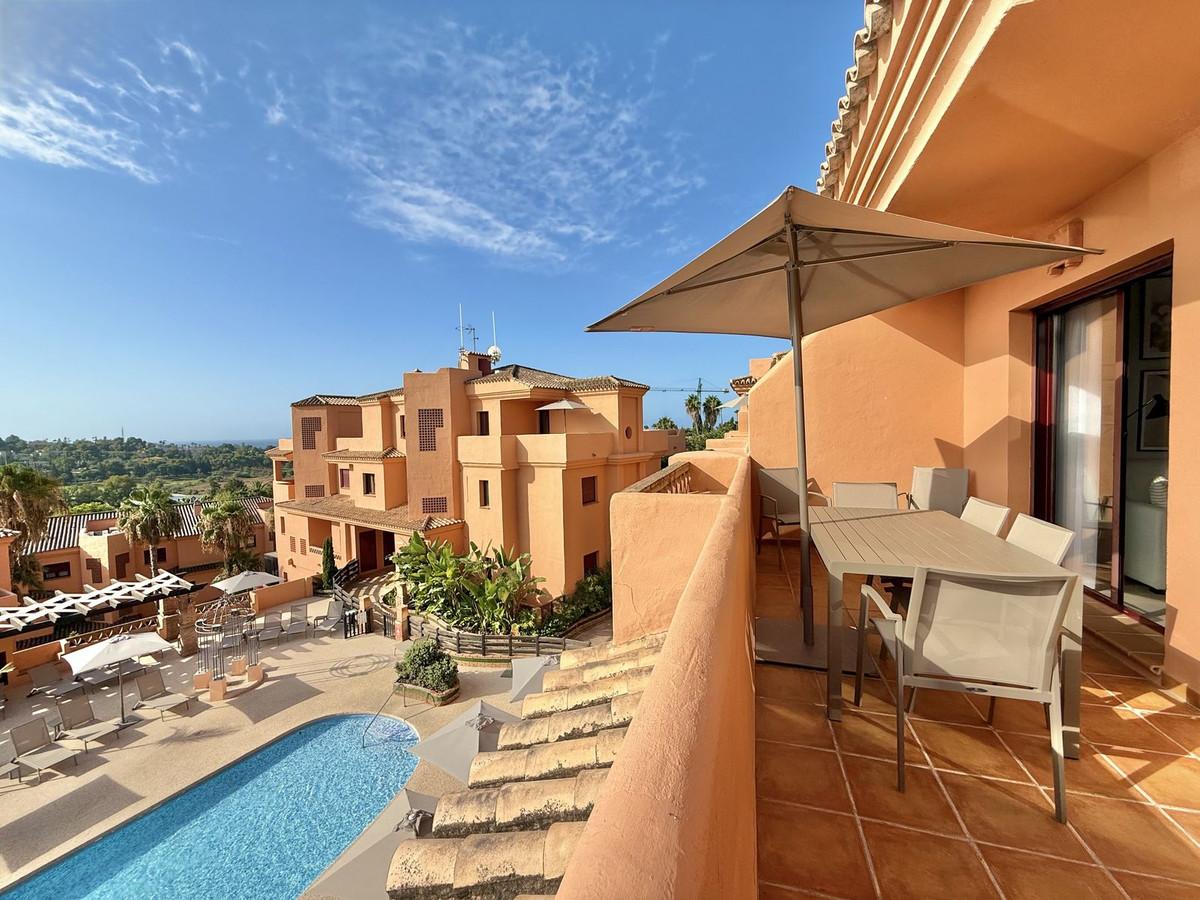 Apartment Middle Floor in Benahav&iacute;s