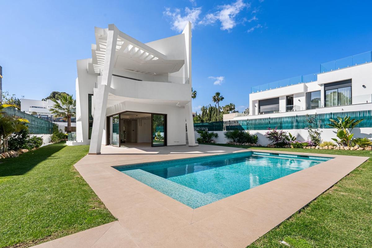 Villa Detached in Atalaya