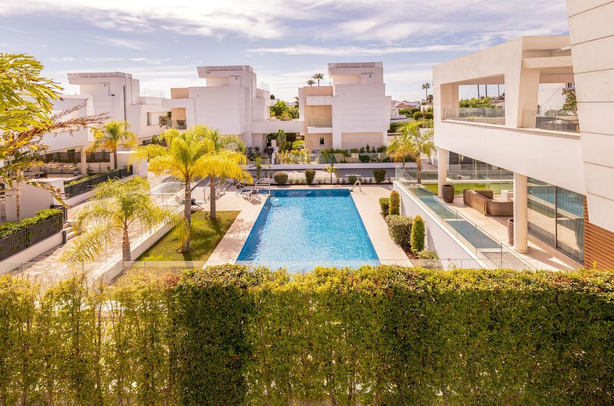 Villa Detached in San Pedro de Alc&aacute;ntara