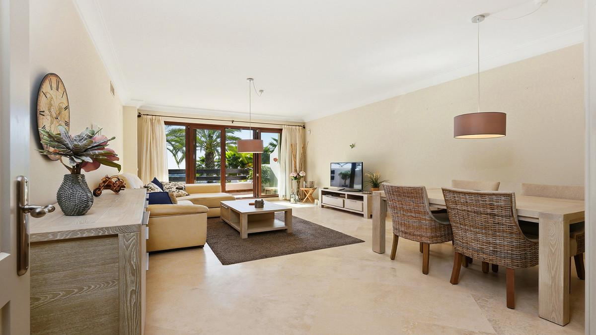 Apartment Middle Floor in Casares