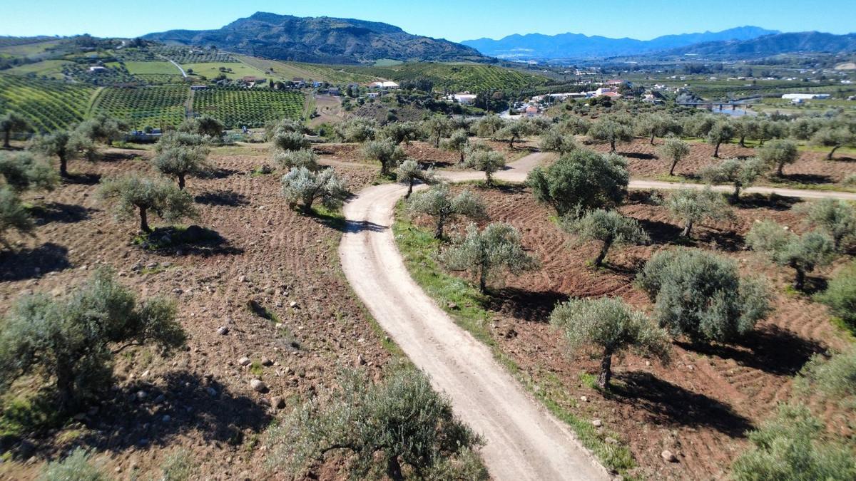 Plot Residential in Alora