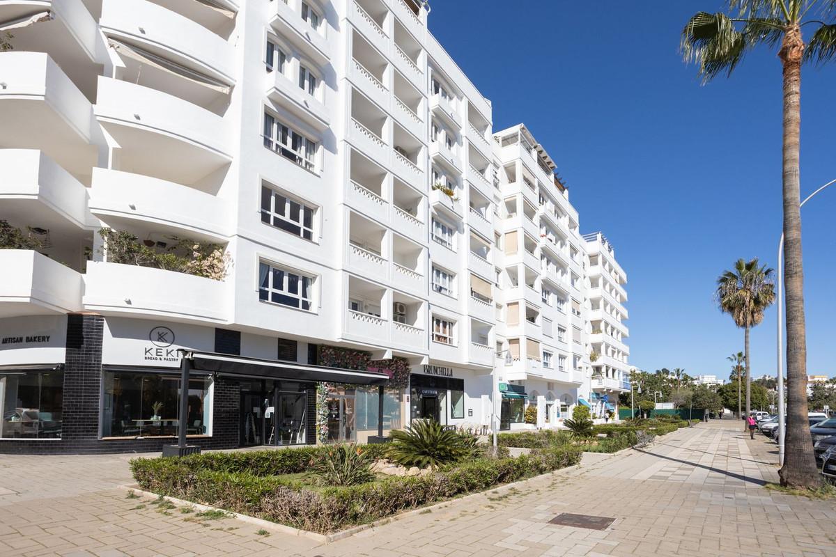 Apartment Middle Floor in La Campana