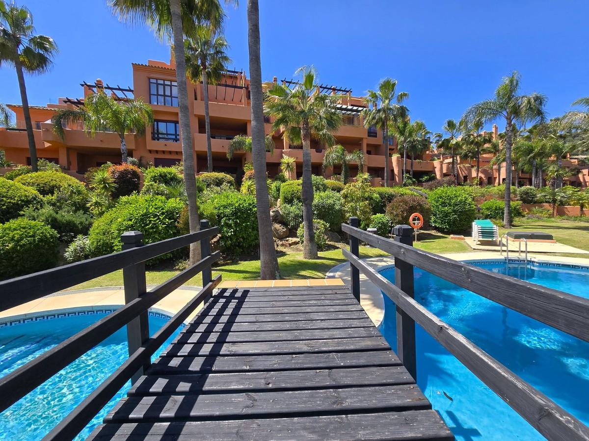 Apartment Middle Floor in La Mairena