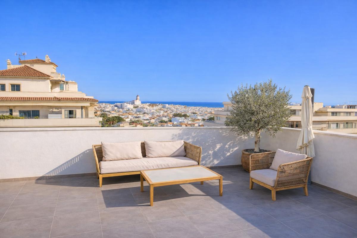 Apartment Penthouse in Estepona