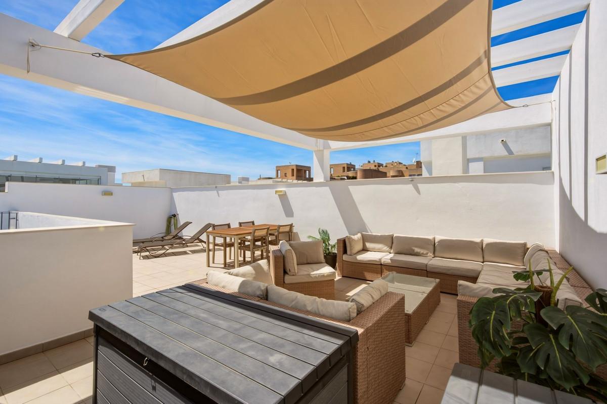 Apartment Penthouse in Estepona