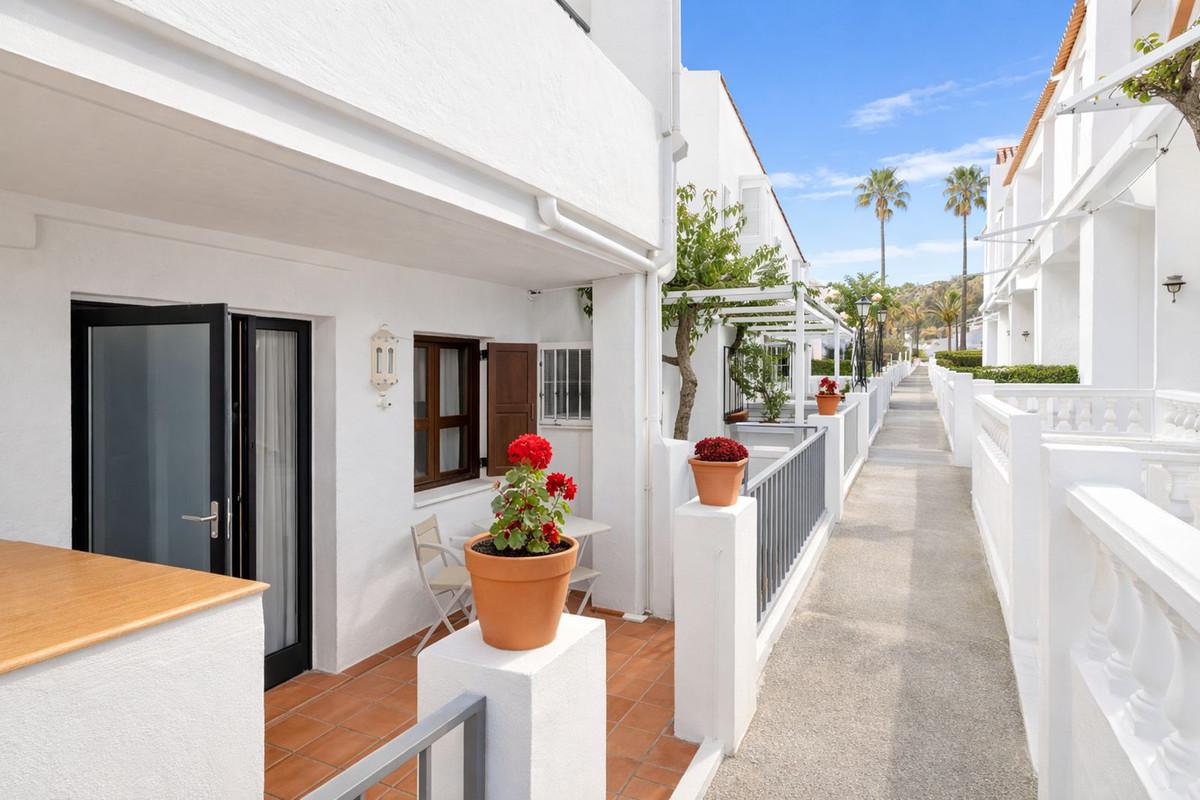Townhouse Terraced in Punta Chullera